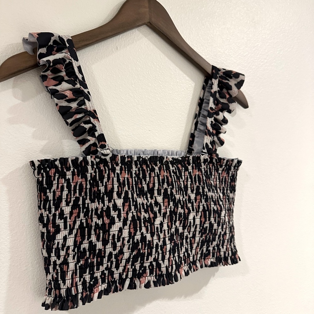 Bikini top with removable straps